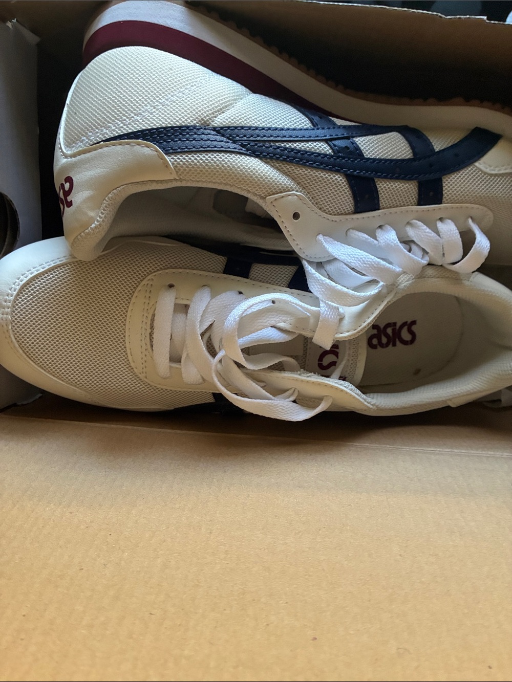 ASICS Men's Cream and Navy Retro Trainer with Burgundy Trim